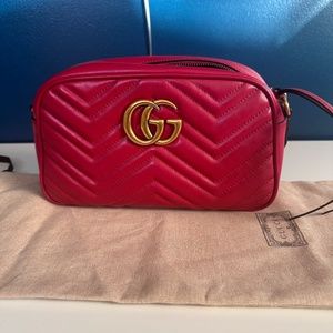 Gucci GG Marmont Chain Shoulder Bag Crossbody Red